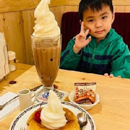 客美多咖啡 Komeda‘s Coffee