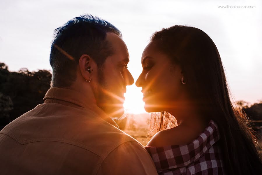 Fotógrafo de casamento Lincoln Carlos (2603). Foto de 6 de junho 2019