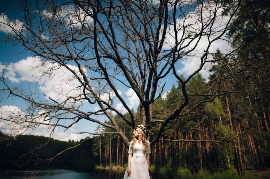 Fotografo di matrimoni Aleksandr Smelov (merilla). Foto del 23 maggio 2016