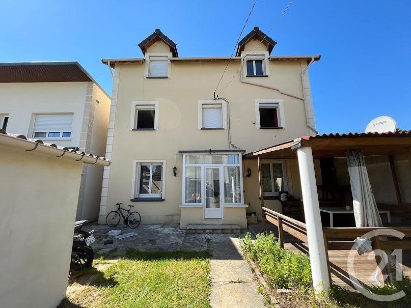 Vente maison 7 pièces 173.73 m² à Sevran (93270), 350 000 €