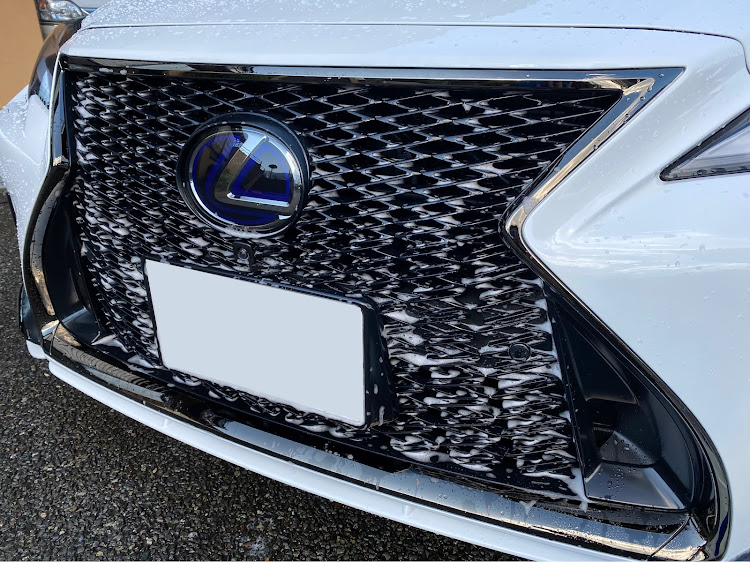 LSの洗車・10月も宜しくお願いしますに関するカスタム事例の投稿画像4枚目