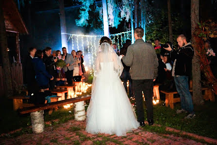 Fotógrafo de casamento Natalya Kolesnichenko (nataliamoon). Foto de 1 de dezembro 2016