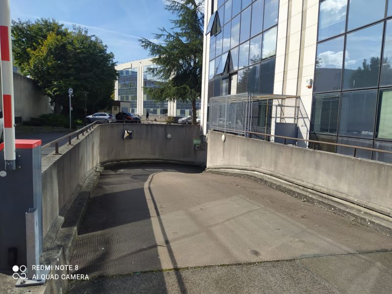 Location  parking  12 m² à Cergy (95000), 41 €