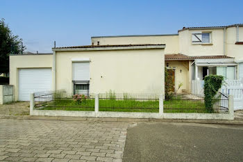 maison à Les Clayes-sous-Bois (78)