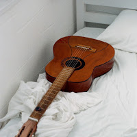 la chitarra stanca di 