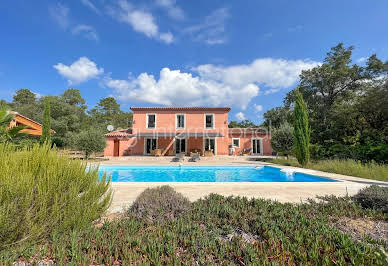 Villa with pool and terrace 18