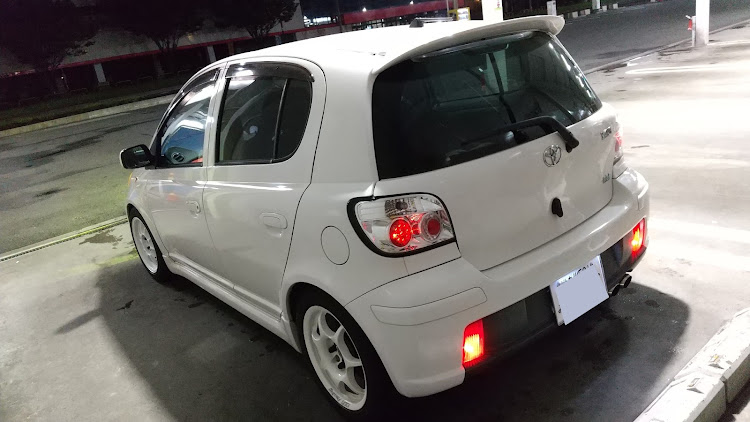 ヴィッツの北九州・洗車に関するカスタム事例の投稿画像2枚目