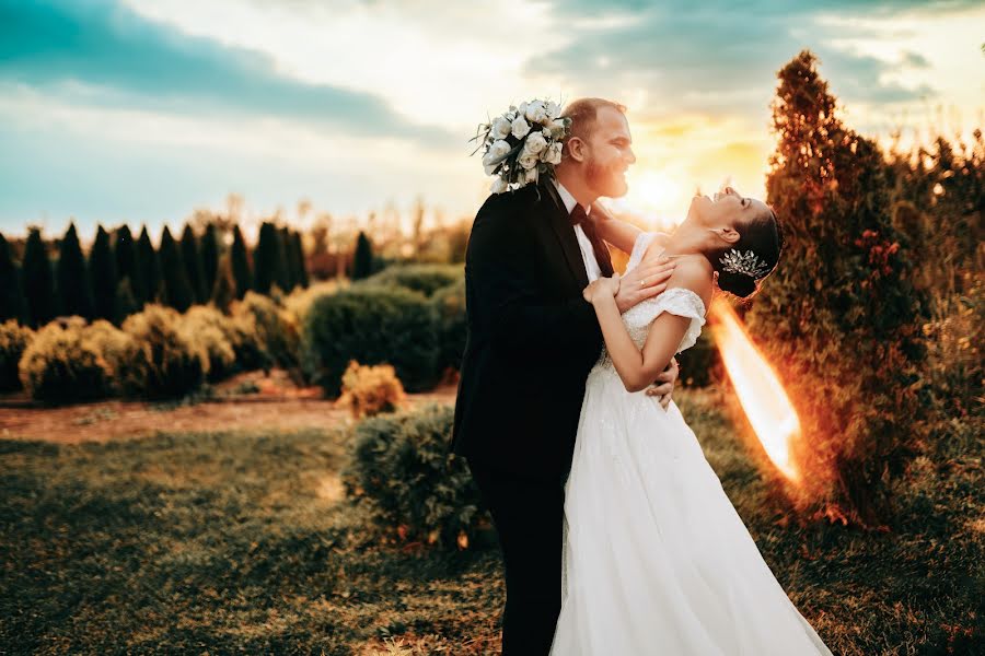 Fotógrafo de casamento Aleksandr Khizambareli (alexart). Foto de 22 de janeiro