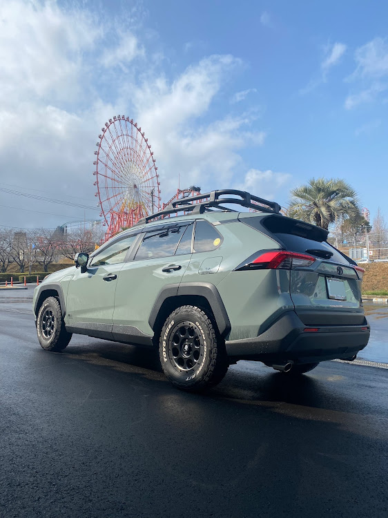 RAV4のRAV4・ラブフォー・RAV4乗りさんと繋がりたい・仲良くしてください・DIYに関するカスタム事例の投稿画像1枚目