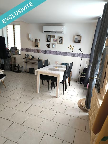 Vente maison 4 pièces 100 m² à Neuvy-le-Roi (37370), 139 000 €