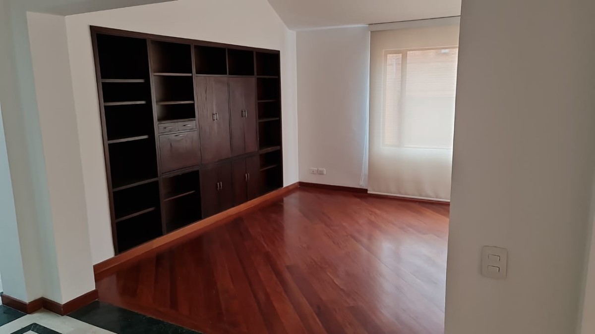 Apartamento En Venta - Santa Barbara Central, Bogota