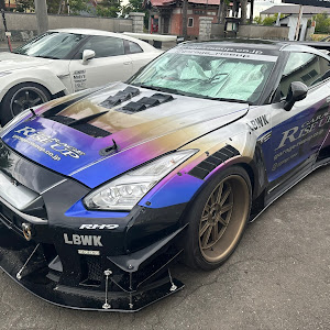 NISSAN GT-R R35