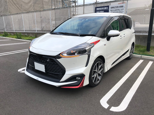 シエンタ170系】ヘッドライトガーニッシュ – VROOM