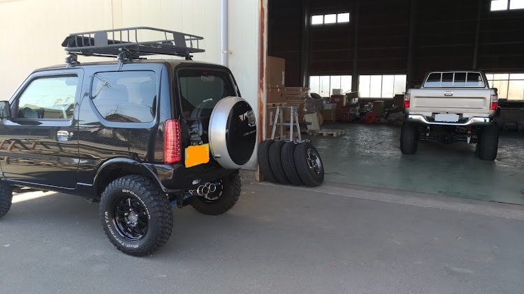 ジムニーのタイヤ交換・洗車に関するカスタム事例の投稿画像1枚目