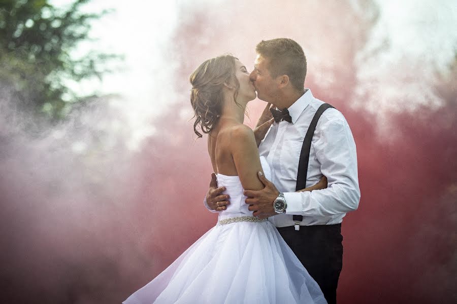 Fotógrafo de bodas Ákos Erdélyi (erdelyi). Foto del 16 de agosto 2018