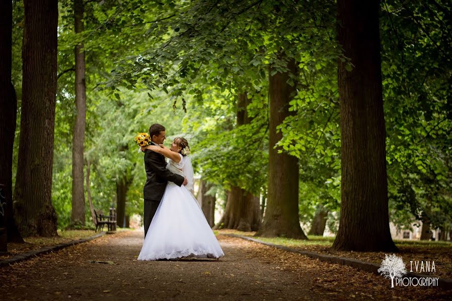 Fotografo di matrimoni Ivana Lieskovská (lieskovska). Foto del 13 aprile 2019