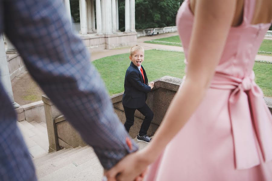 Wedding photographer Lola Alalykina (lolaalalykina). Photo of 18 April 2018