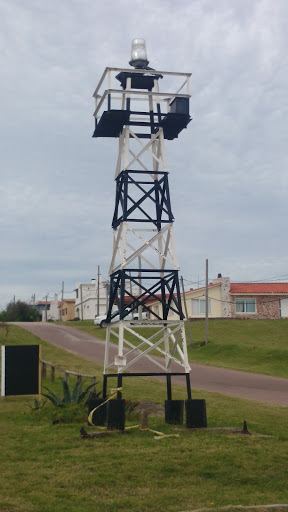 Faro En Punta Colorada