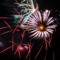 Kandinskiy on fireworks di 