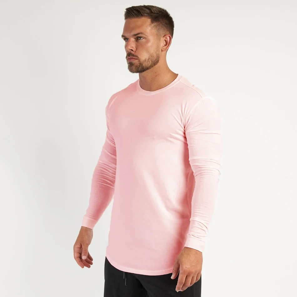Ronde hals elastische lange mouw hardlopen training workout shirt voor dames. Ideaal voor sportieve activiteiten.
