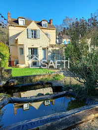 maison à Saint maximin (60)