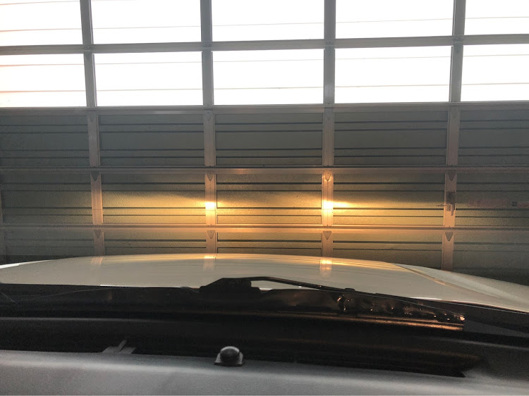 グランドチェロキーのDIY・サクシード・LED・グランドチェロキー・SRT8に関するカスタム事例の投稿画像1枚目