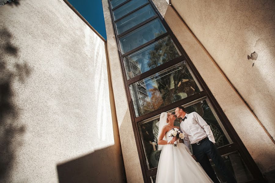 Photographe de mariage Dmitriy Pisarev (dmtrp). Photo du 15 octobre 2014