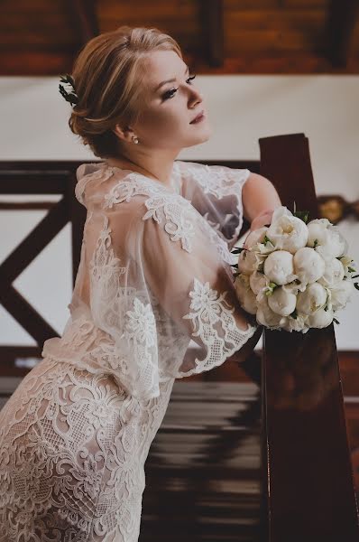 Wedding photographer Marina Strelkova (strelkina). Photo of 27 December 2019