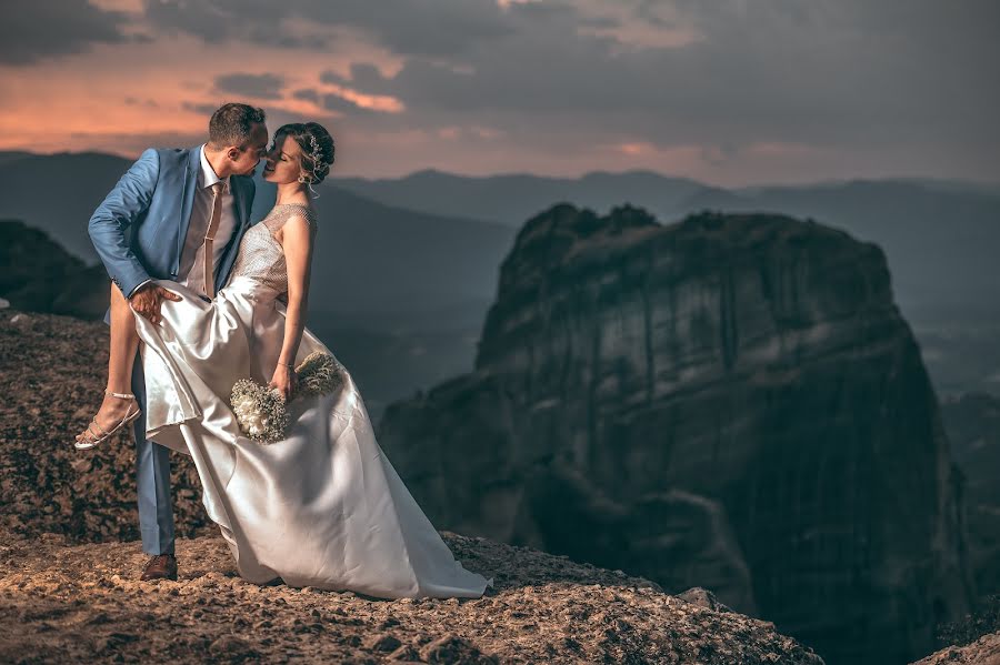 Wedding photographer Giorgos Polopetrakis (pologeorge). Photo of 21 October 2023