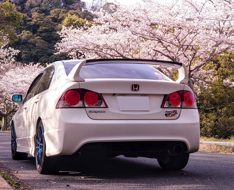 シビックタイプRの目指せPickUpCars・桜・サクラと愛車・桜とコラボ・北九州に関するカスタム事例の投稿画像3枚目