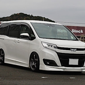 ノア ZRR80G