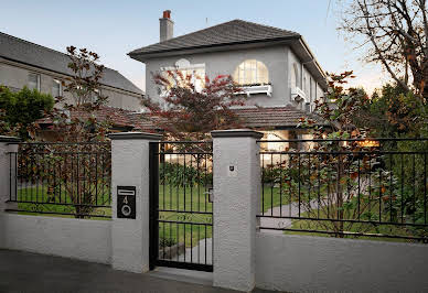 House with pool and terrace 2