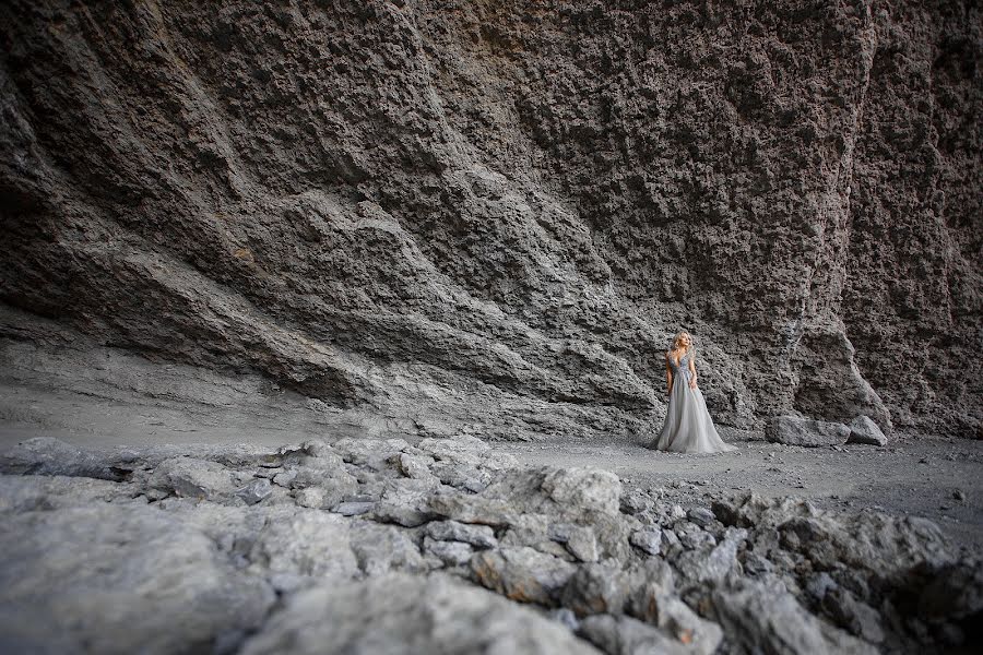 Fotógrafo de casamento Liliya Kulinich (liliyakulinich). Foto de 20 de março 2017