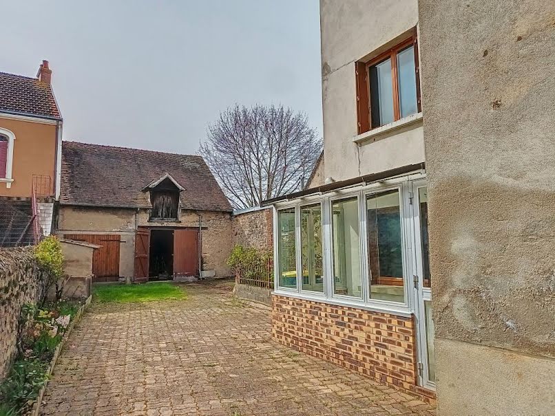 Vente maison 4 pièces 112 m² à Huriel (03380), 69 000 €