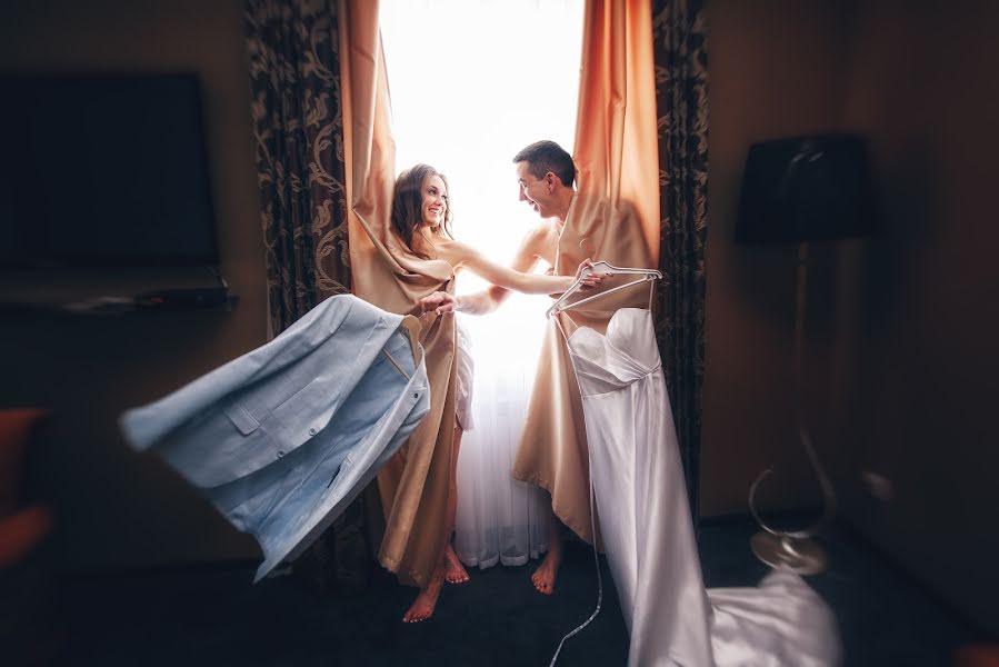 Photographe de mariage Evgeniy Medov (jenja-x). Photo du 16 mai 2020