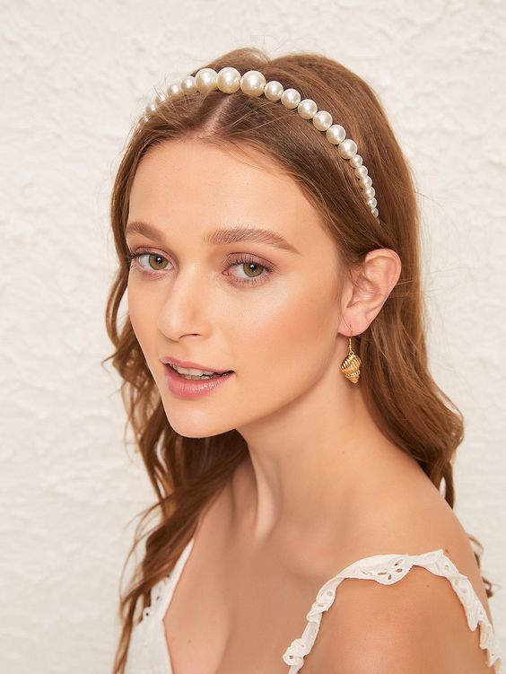 26 Most Stylish Hair Accessories For Women. Pretty Hair Accessories For  Girls.