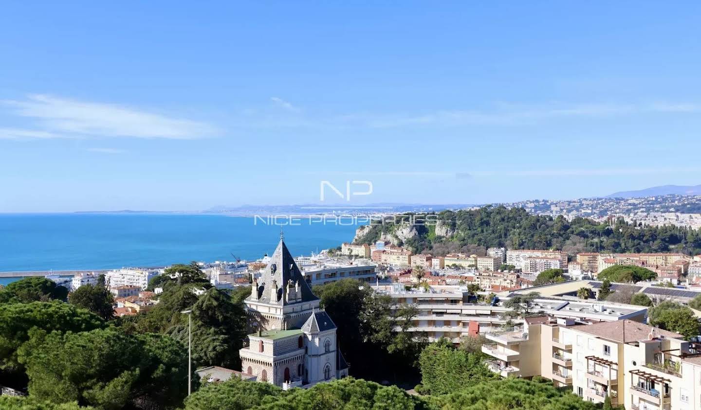 Appartement avec terrasse et piscine Nice