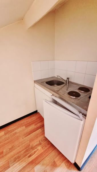 Location  appartement 1 pièce 16 m² à Albi (81000), 330 €
