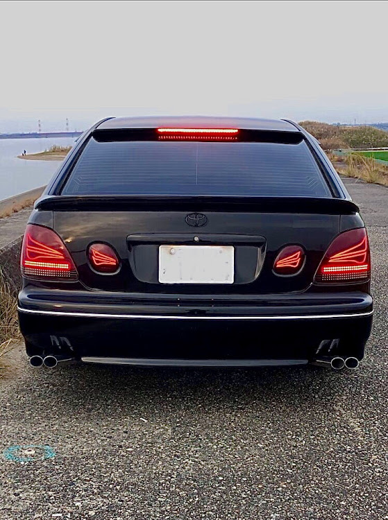 アリストの愛車の一番好きな角度・カールソン・ワンオフテールに関するカスタム事例の投稿画像1枚目