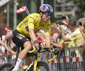Wout van Aert opgezadeld met een boete na derde etappe in de Tour de France