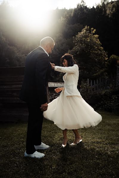 Fotografer pernikahan Leonardo Zeni (zelileonardo). Foto tanggal 21 Oktober 2022