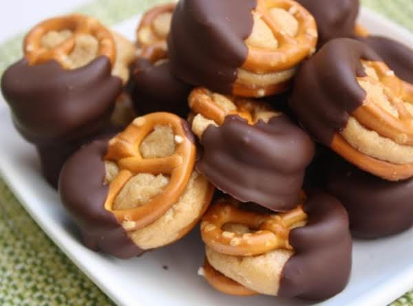 Peanut Butter Pretzel Bites_image