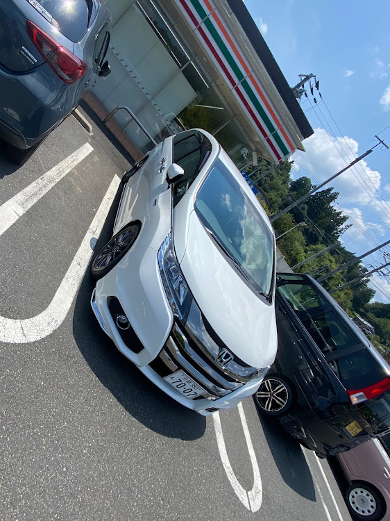 オデッセイのオデッセイRC4・暑すぎるやないかーい・ナンバー変えたいマン・暑中見舞い申し上げます🐟🐬🐳🏄🏊🍍🌴🌻☀️🐚👙🍧🍦⛵️🍉に関するカスタム事例の投稿画像1枚目