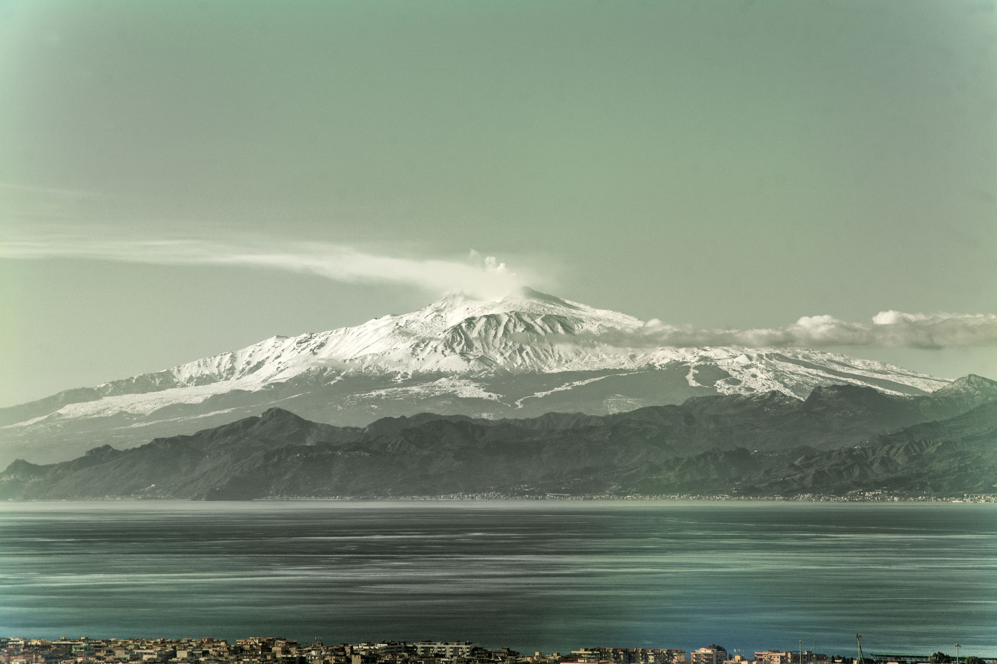 Il gigante tra cielo e mare di blackziz