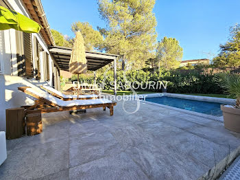 villa à Roquebrune-sur-Argens (83)