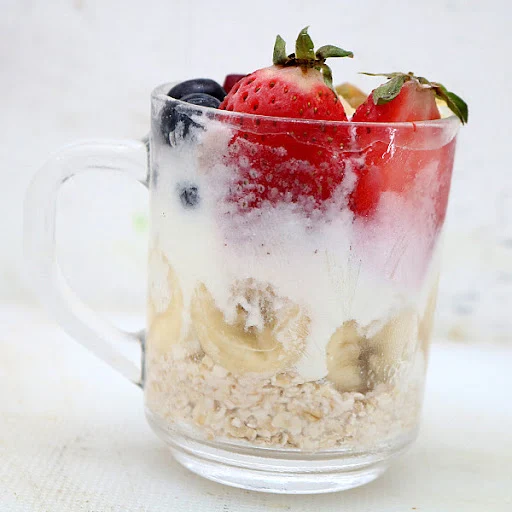 Berries Breakfast Oats Yogurt