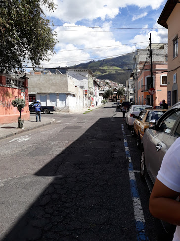 HELADERIA GELAFRESH - Quito