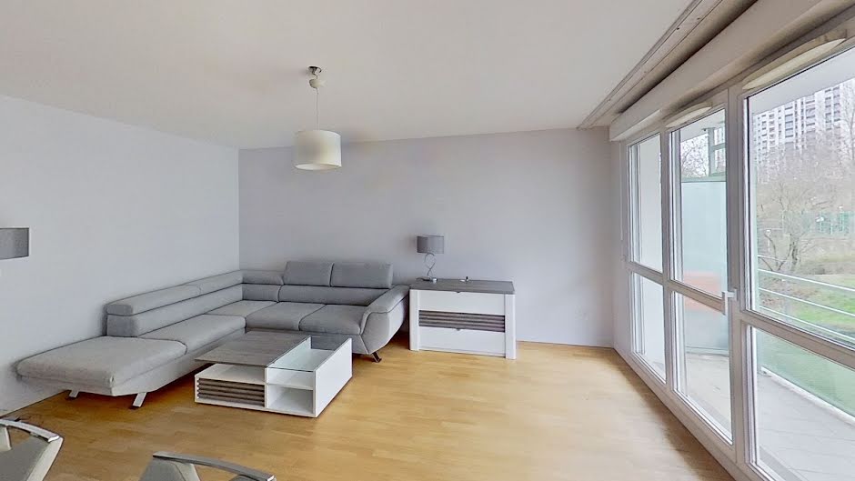 Location  appartement 3 pièces 69 m² à Issy-les-Moulineaux (92130), 1 890 €