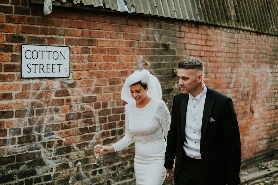 Wedding photographer Laura Wood (laurawoodphoto). Photo of 2 July 2019