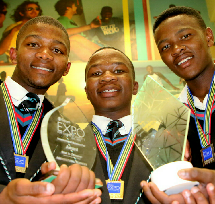 Ndzondelelo High School pupils, from left, Muziwakhe Mafuna, Aphiwe Sikweza and Liyema Nenemba won awards at the Eskom Expo for Young Scientists International Science Fair